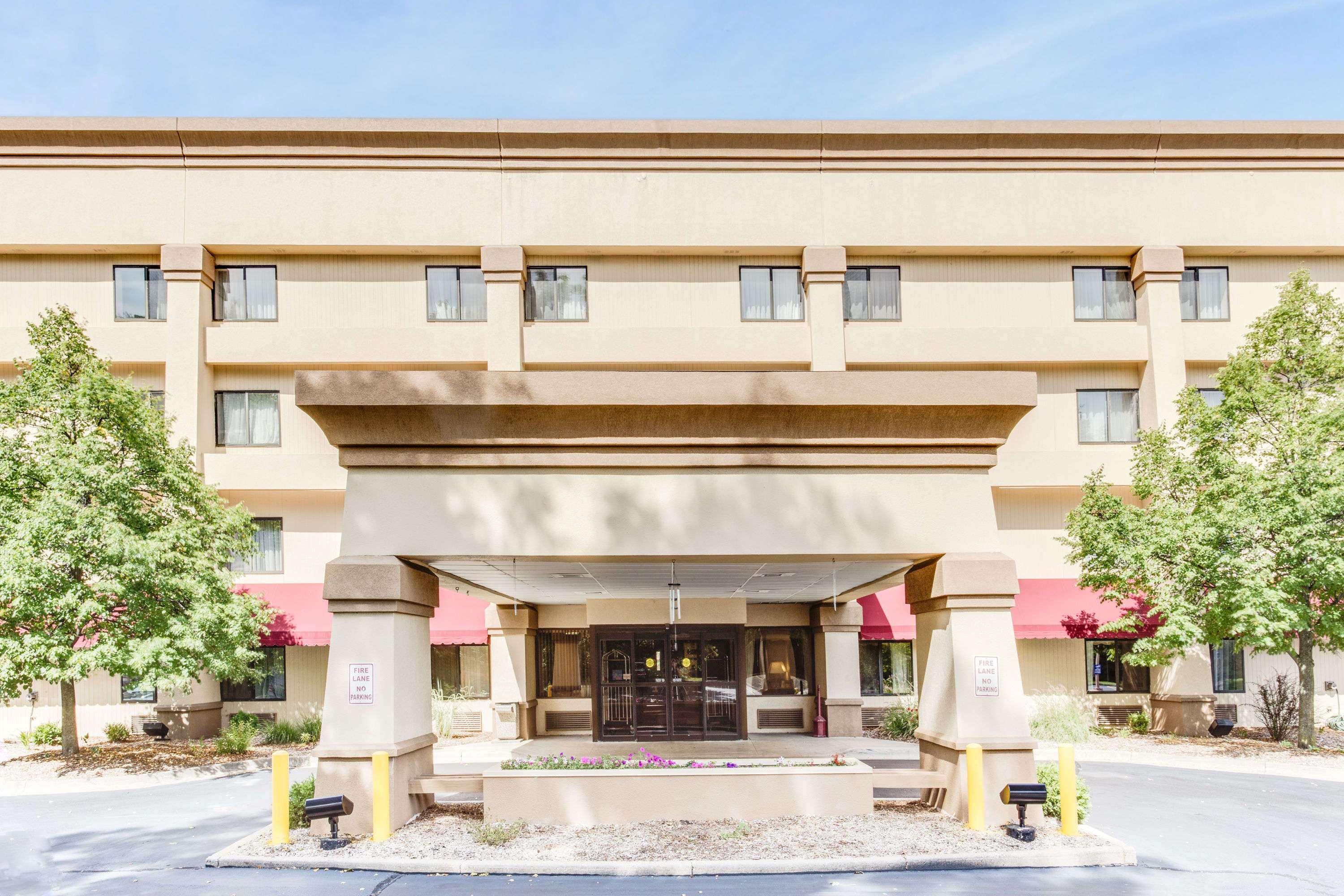 Baymont By Wyndham Kalamazoo West Exterior photo